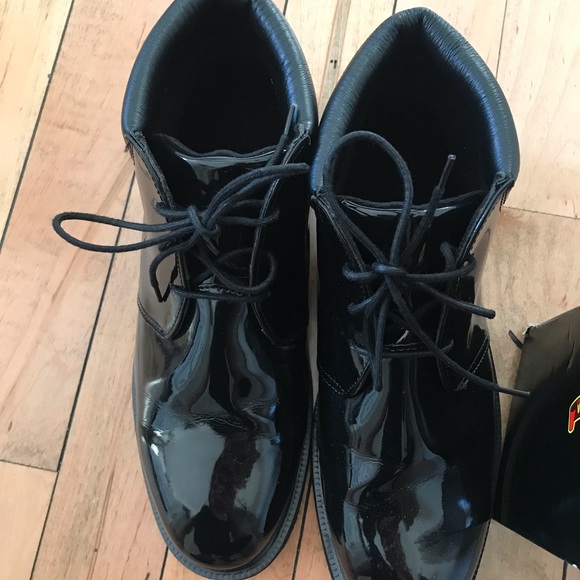 Men’s Thorogood Poromeric Acadmey Chukka